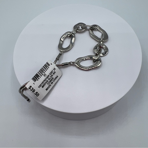 Alfani Sculptural Link Slider Bracelet in Silver-Tone NWT MSRP $40 - Picture 4 of 5